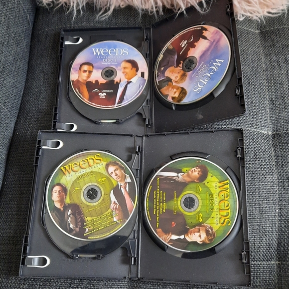 Weeds Season 7 & 8 DVD's - Picture 4 of 4